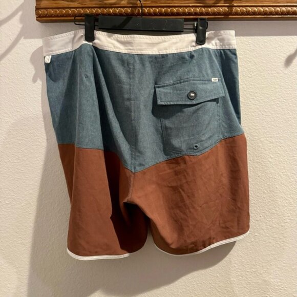 Vuori Men’s Swim Trunks Size 34 Grey, Brown & Tan Small Side Zip Pocket,Pockets - Picture 5 of 10